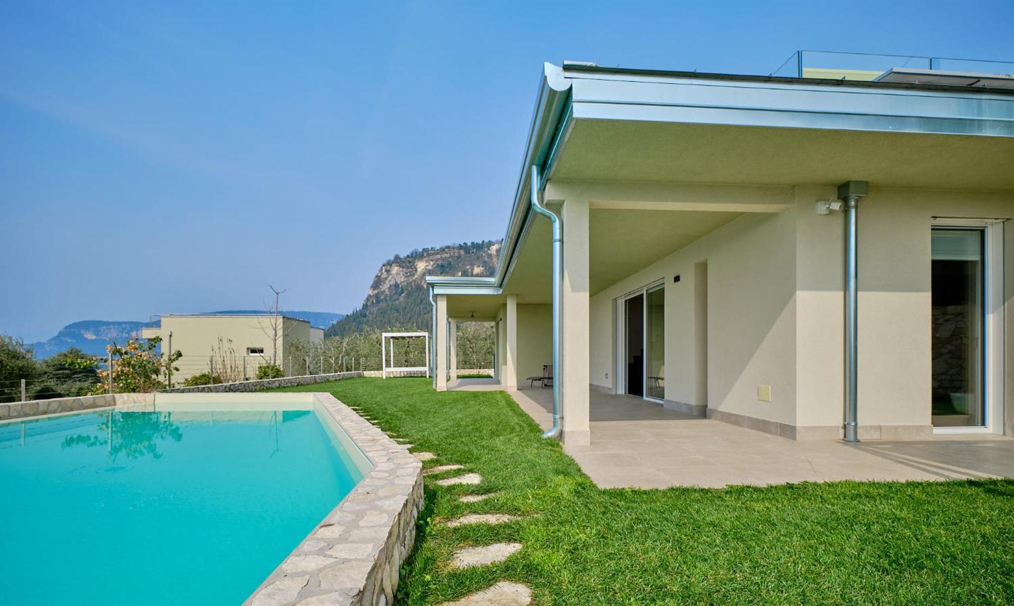 ברדולינו Villa Sunny Lake Suites מראה חיצוני תמונה
