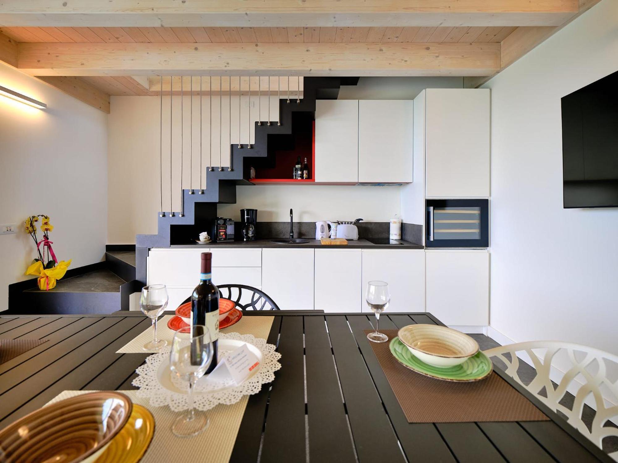 ברדולינו Villa Sunny Lake Suites מראה חיצוני תמונה