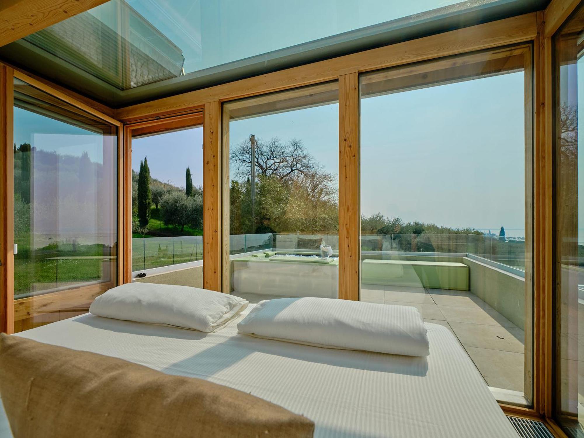 ברדולינו Villa Sunny Lake Suites מראה חיצוני תמונה
