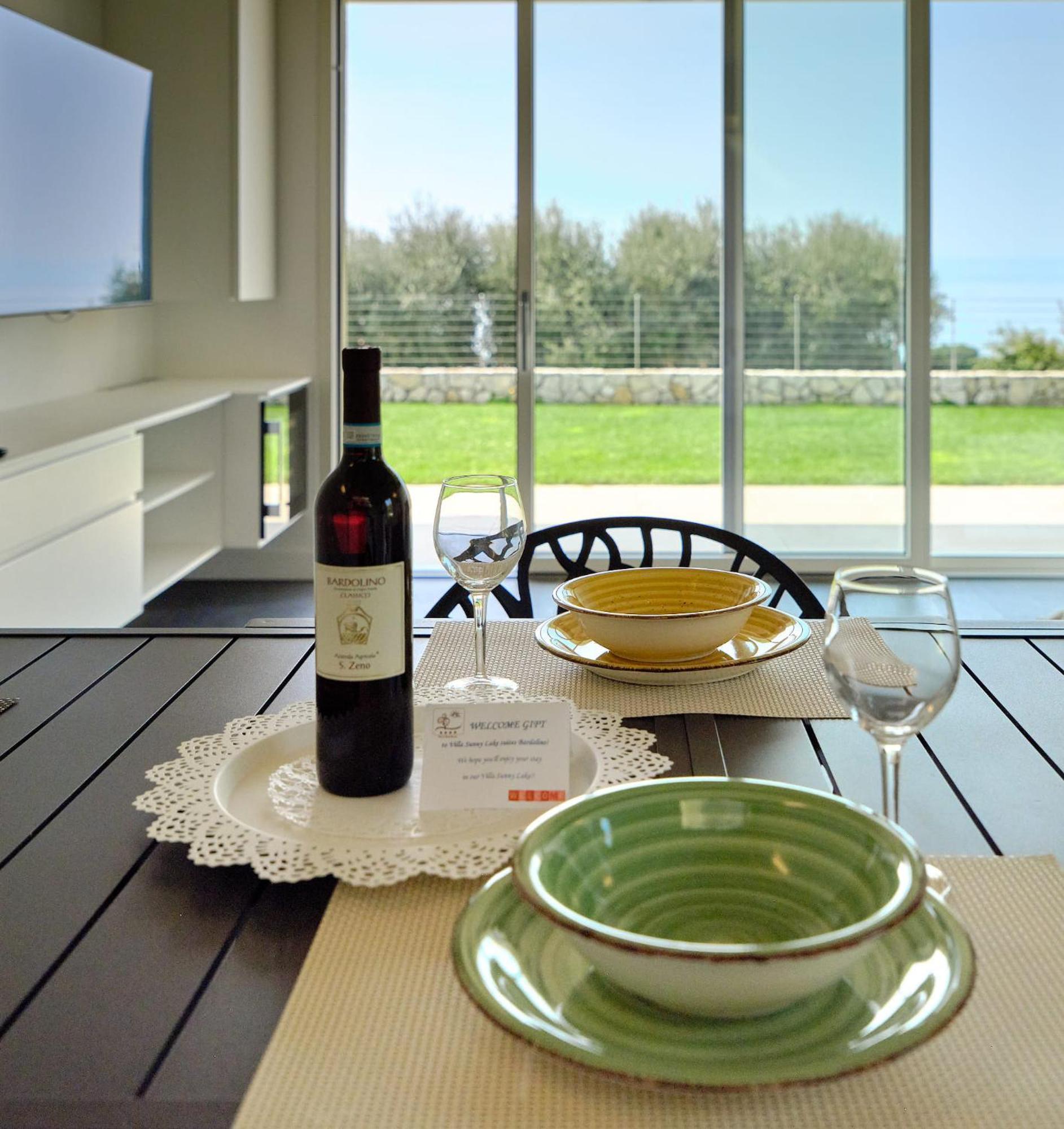 ברדולינו Villa Sunny Lake Suites מראה חיצוני תמונה